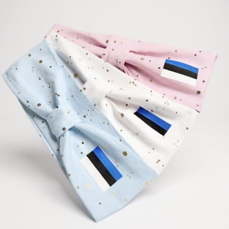 Peapael kuldsete fooliumtäppidega Eesti